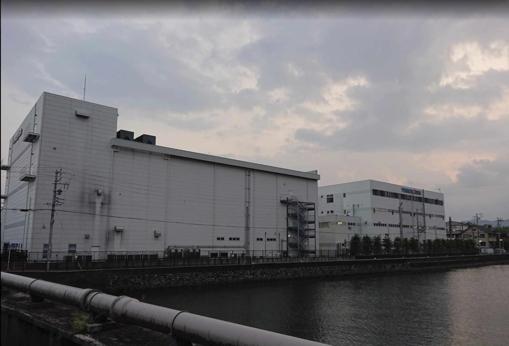 日本巴川製紙所